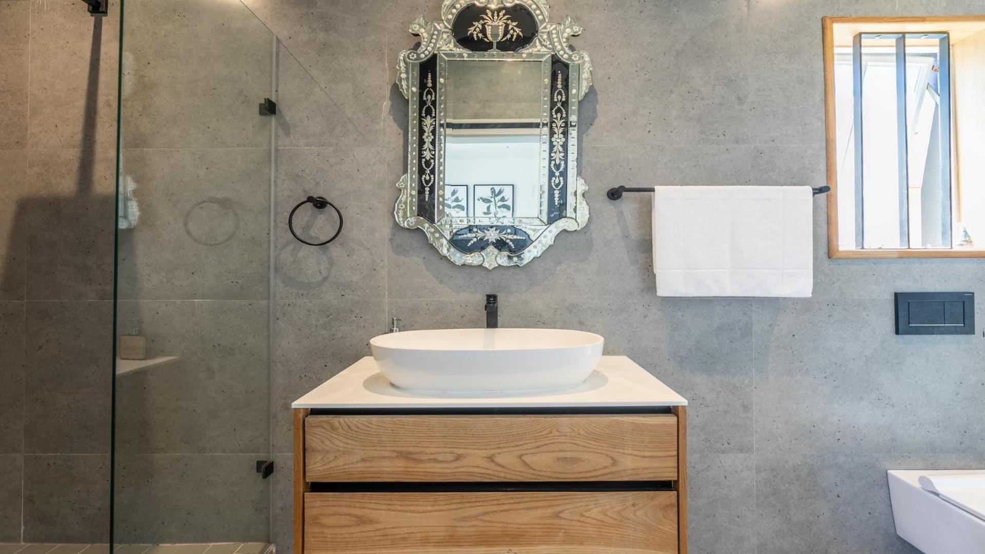Exclusive 3-bedroom Luxury Cbd * Cape Town