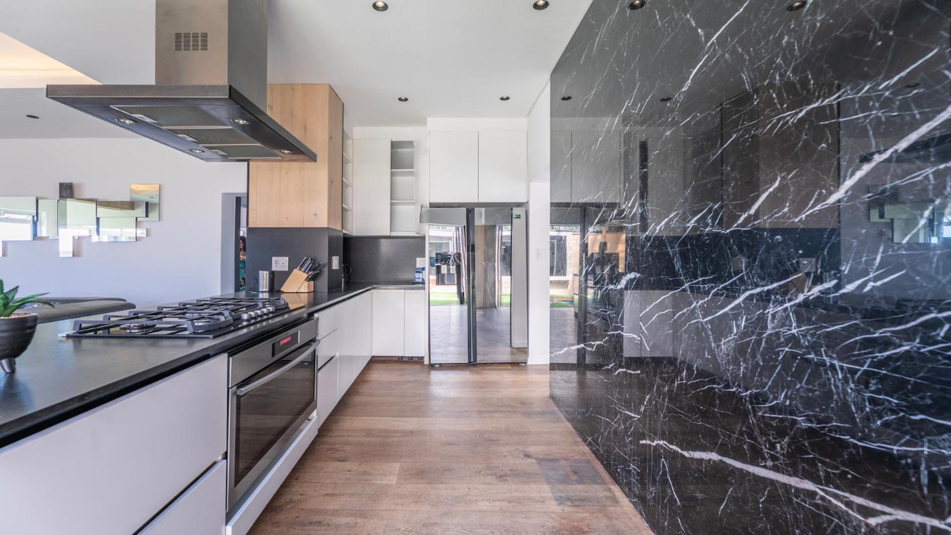 Villa Exclusive 3-bedroom Luxury Cbd