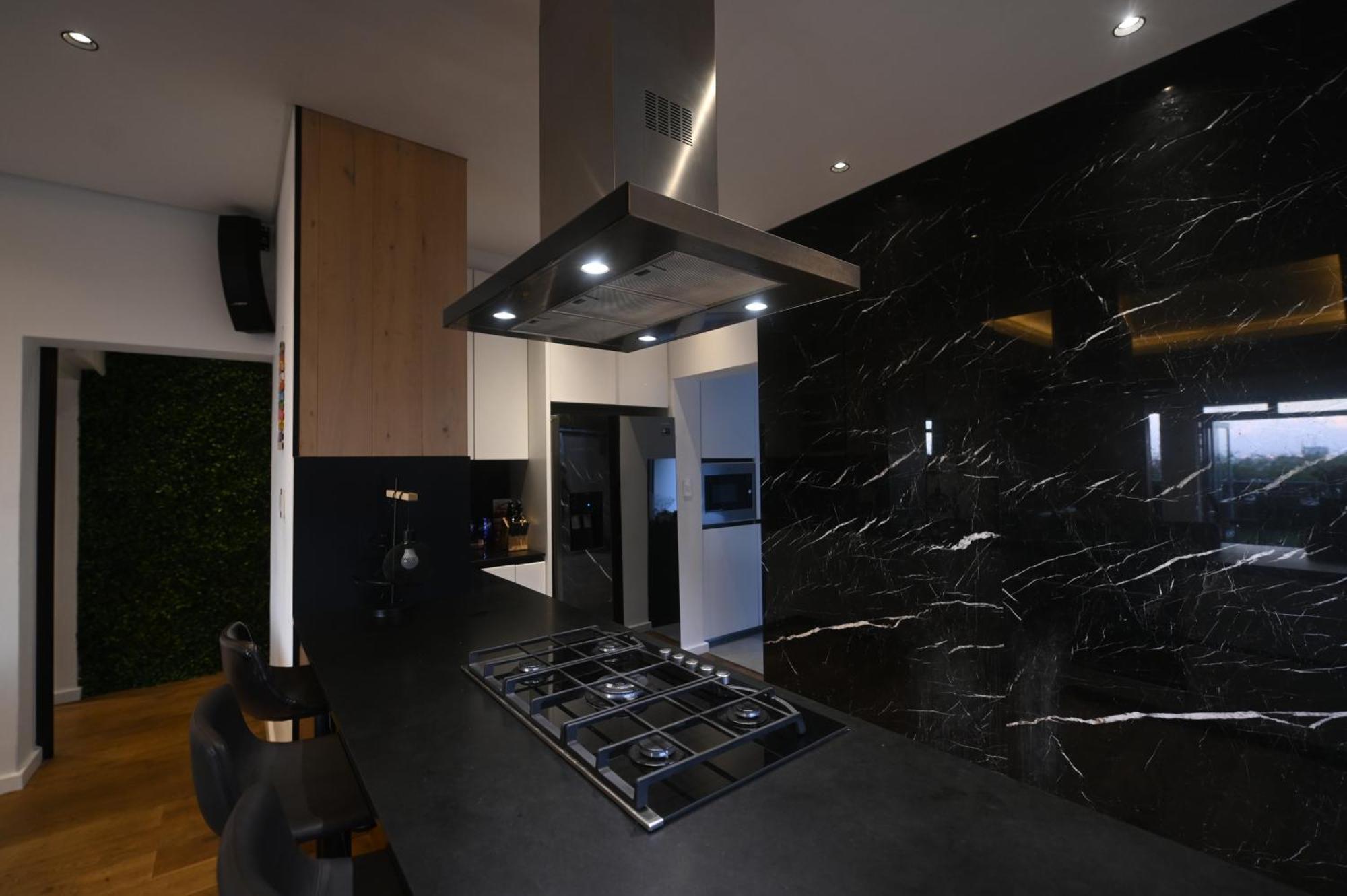 Villa Exclusive 3-bedroom Luxury Cbd *