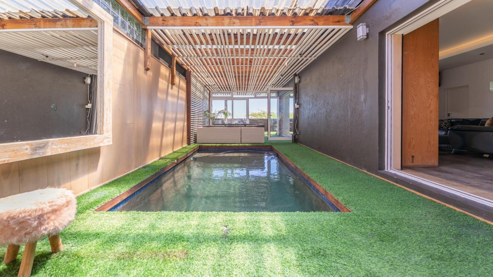 Exclusive 3-bedroom Luxury Cbd Villa