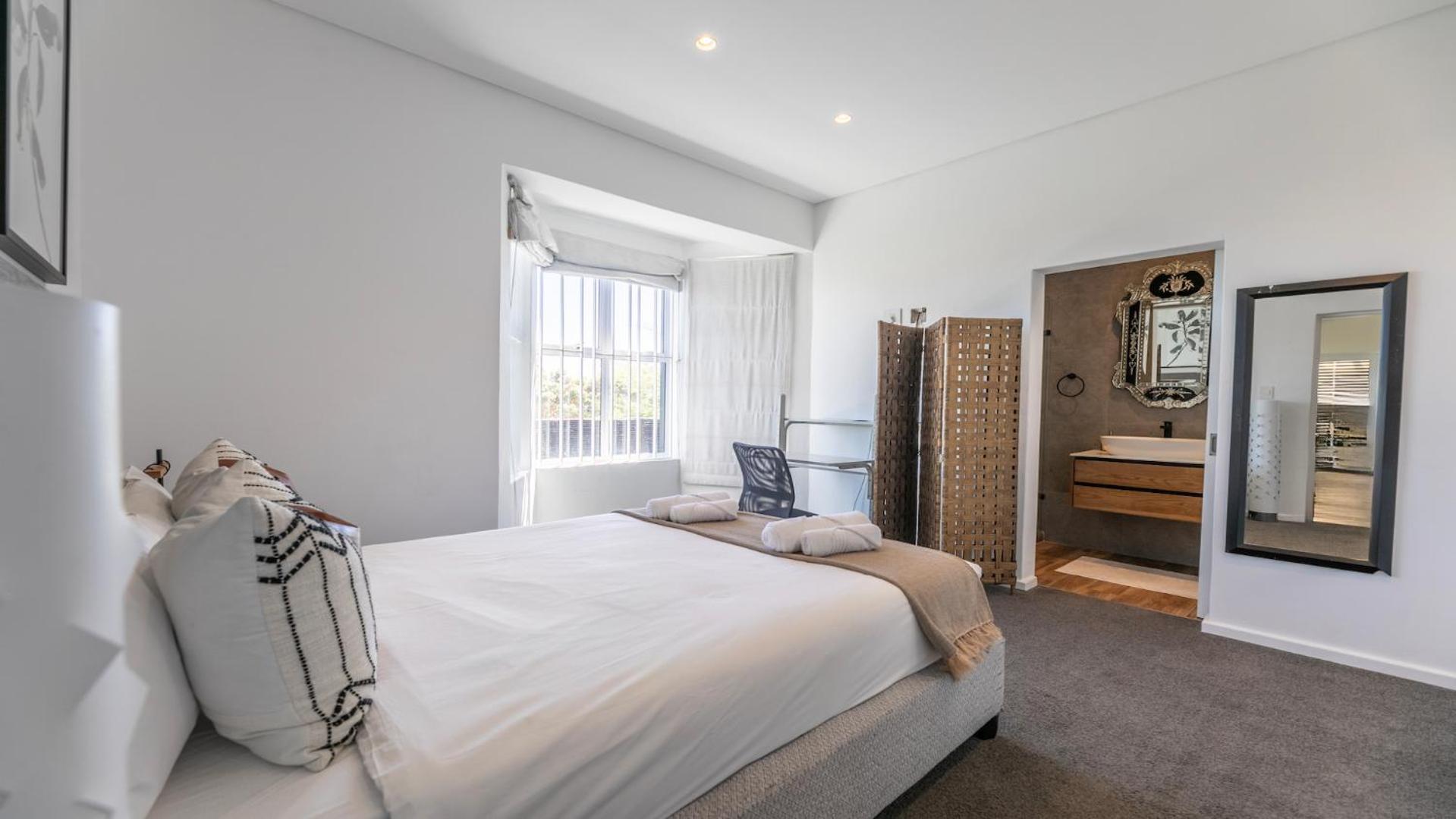 Exclusive 3-bedroom Luxury Cbd Villa *