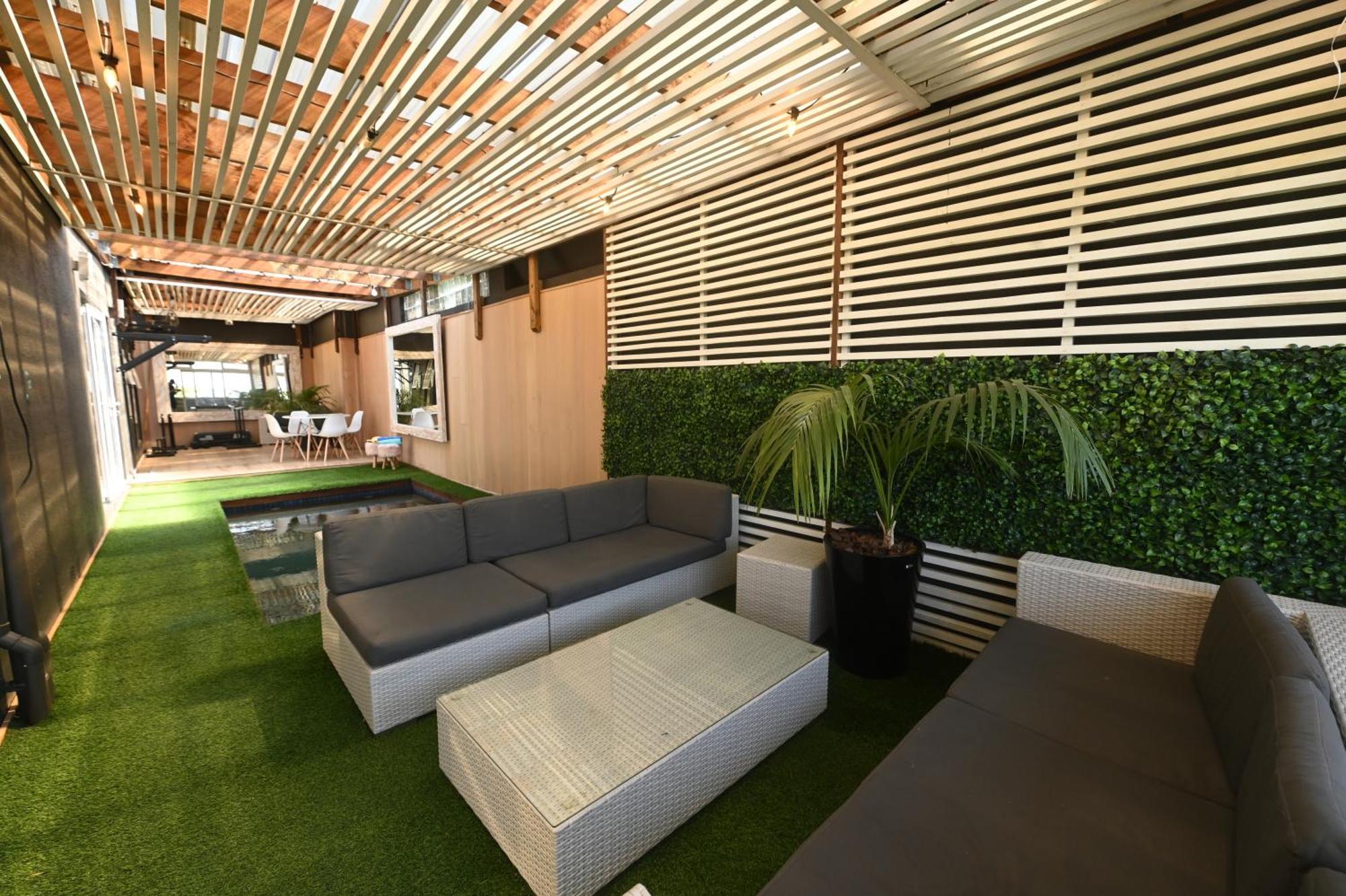 Exclusive 3-bedroom Luxury Cbd * Cape Town
