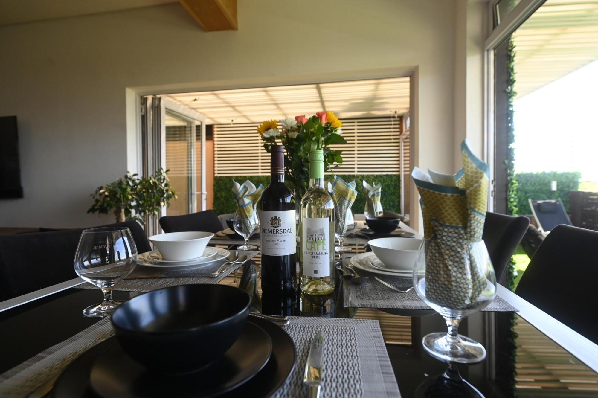 Exclusive 3-bedroom Luxury Cbd Villa